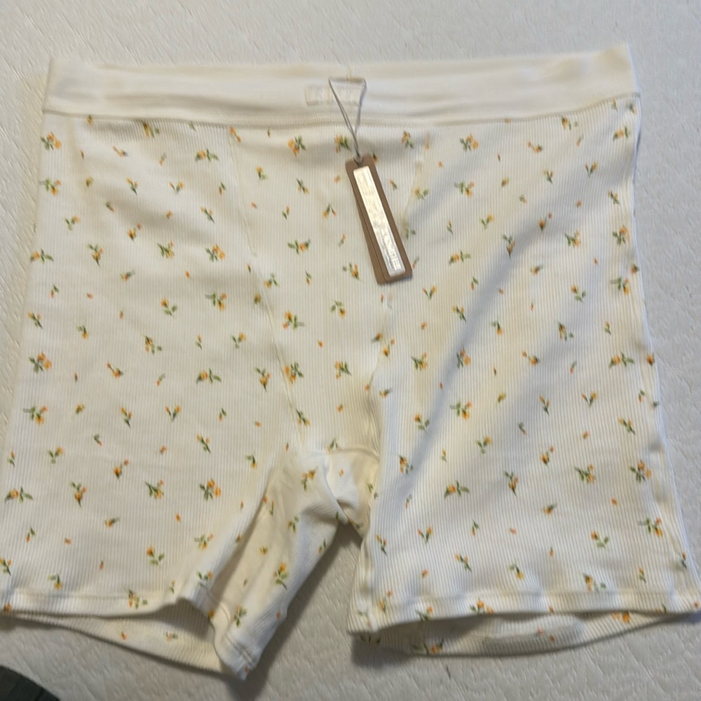 Skims boxers new with tags in color dandelion